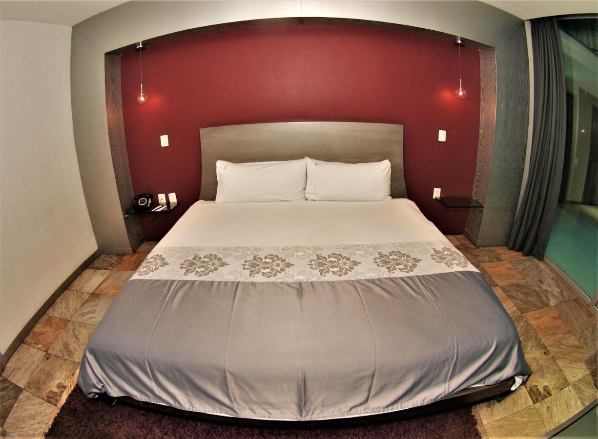 Hotel Vista Hermosa グアダラハラ エクステリア 写真